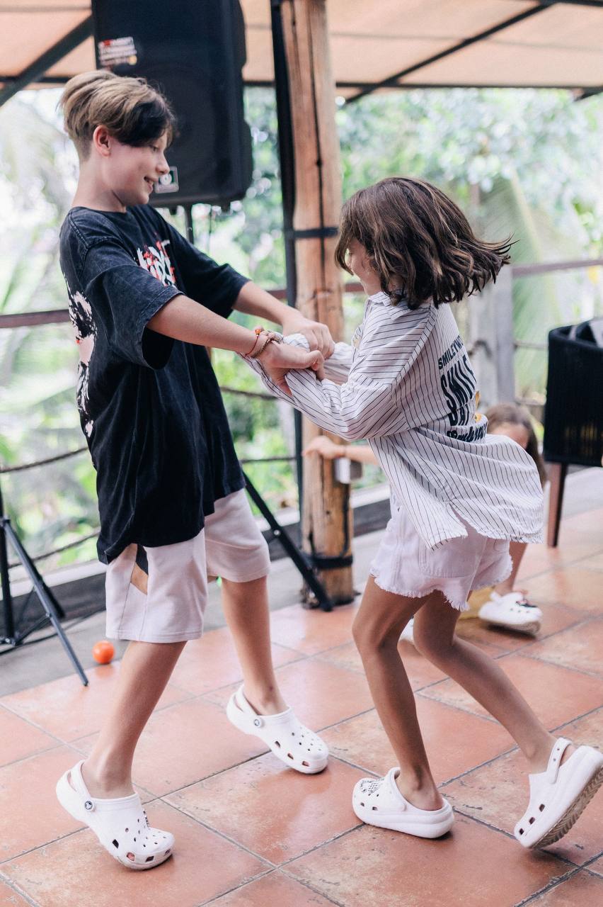 A birthday with no theme at all, for eight-year-olds — photo 8