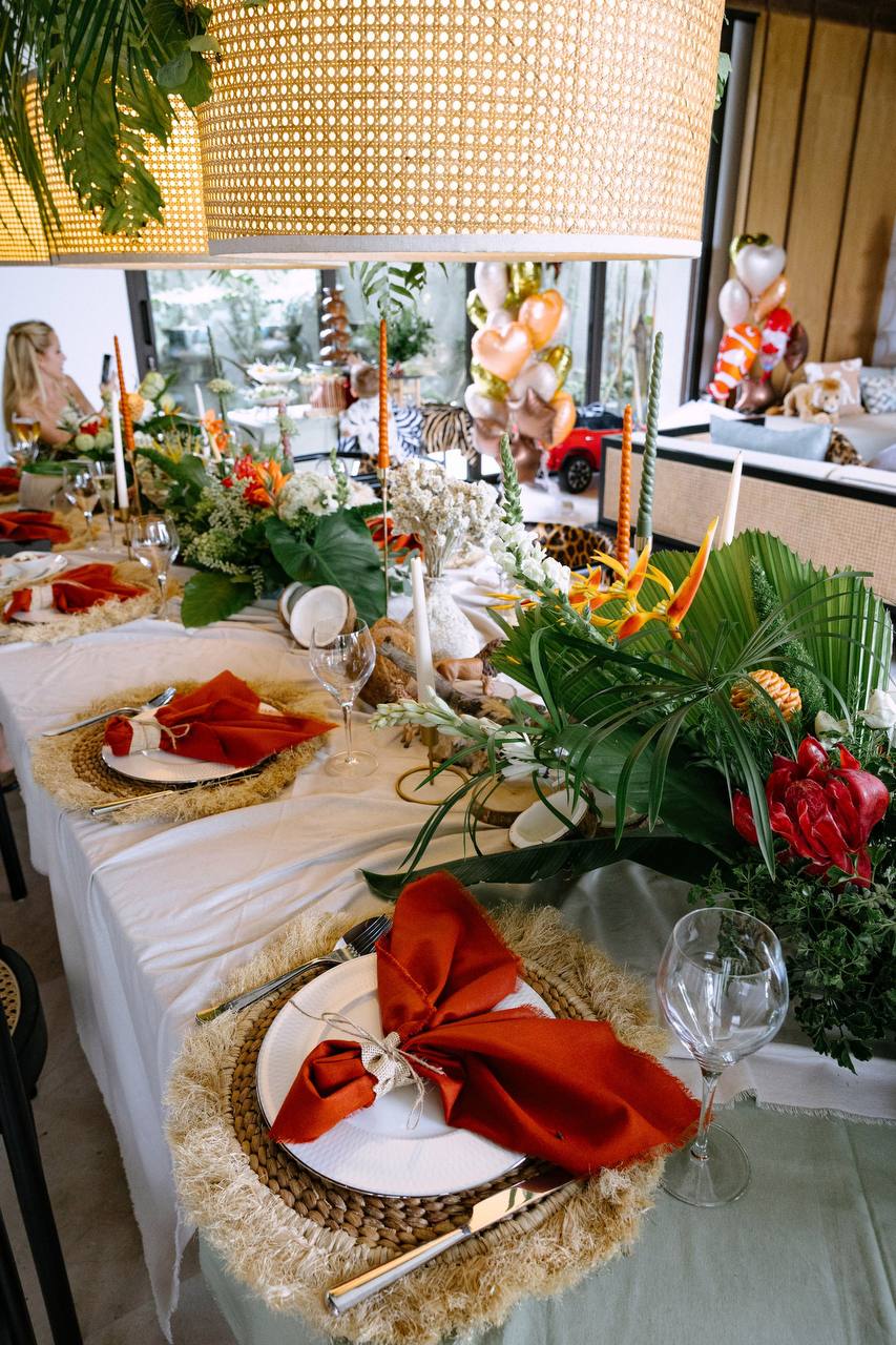 A safari birthday with a dinner party running beside it — photo 4