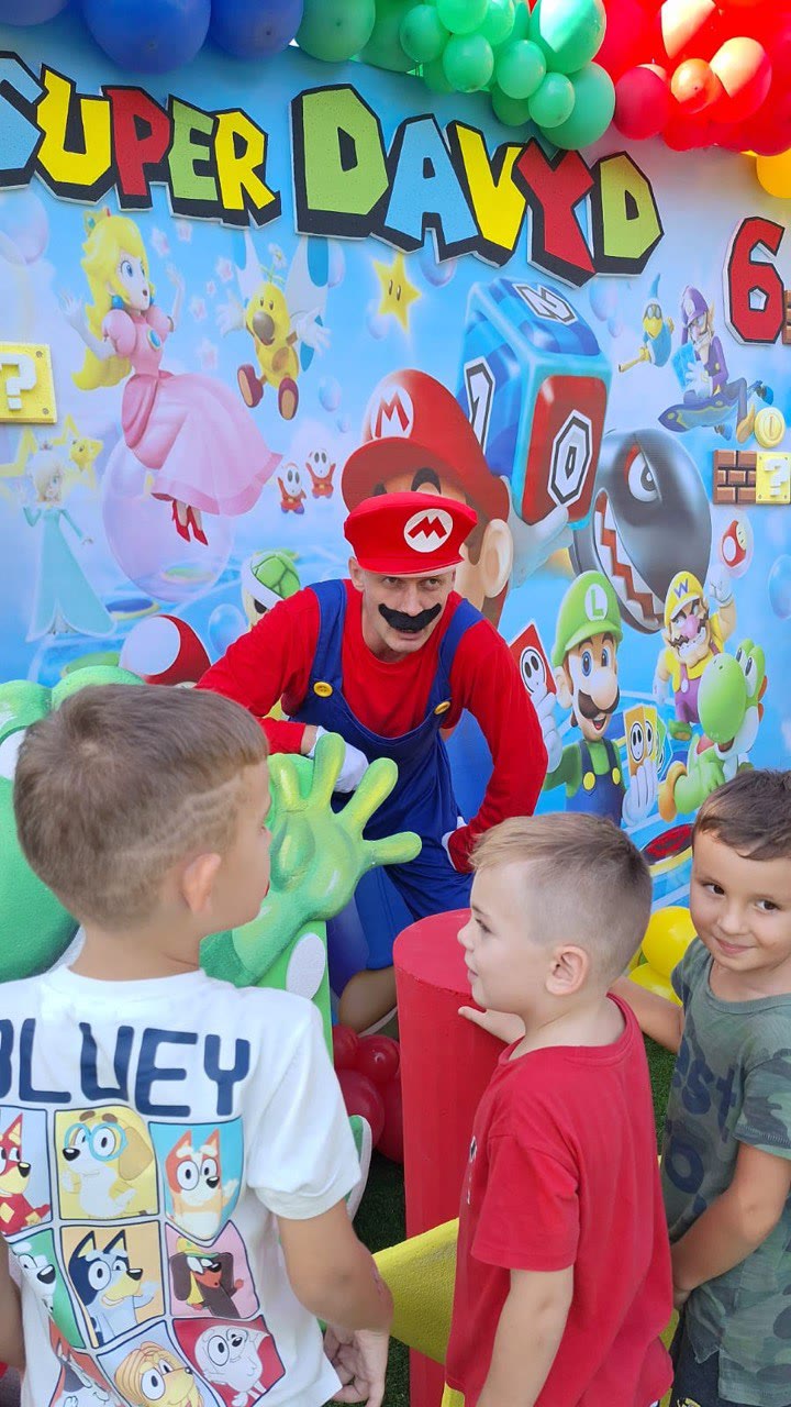 Mario birthday party in Bali — real party photo 4