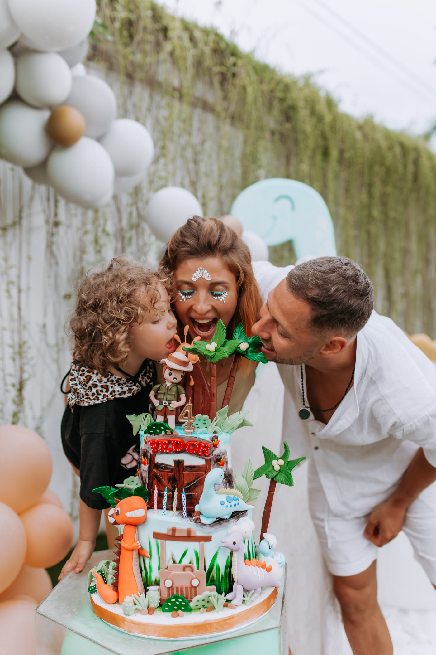 Safari birthday party in Bali — real party photo 2